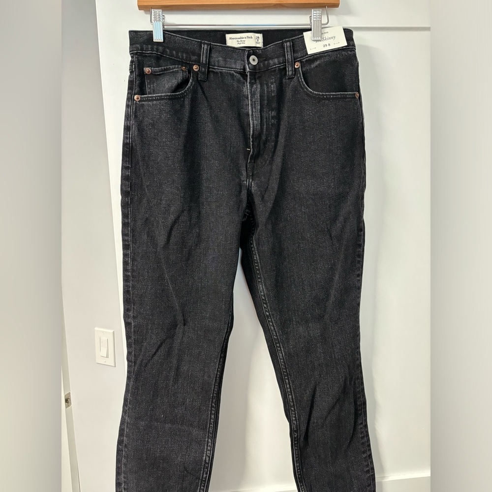 Brand new with tags high rise Abercrombie and Fitch “the skinny” Black jeans